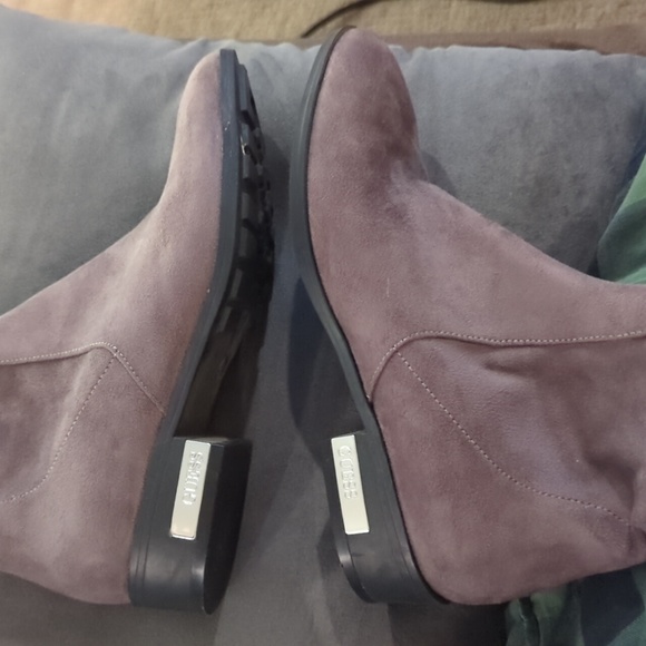 Guess Over the Knee Boots Grey - Picture 5 of 11